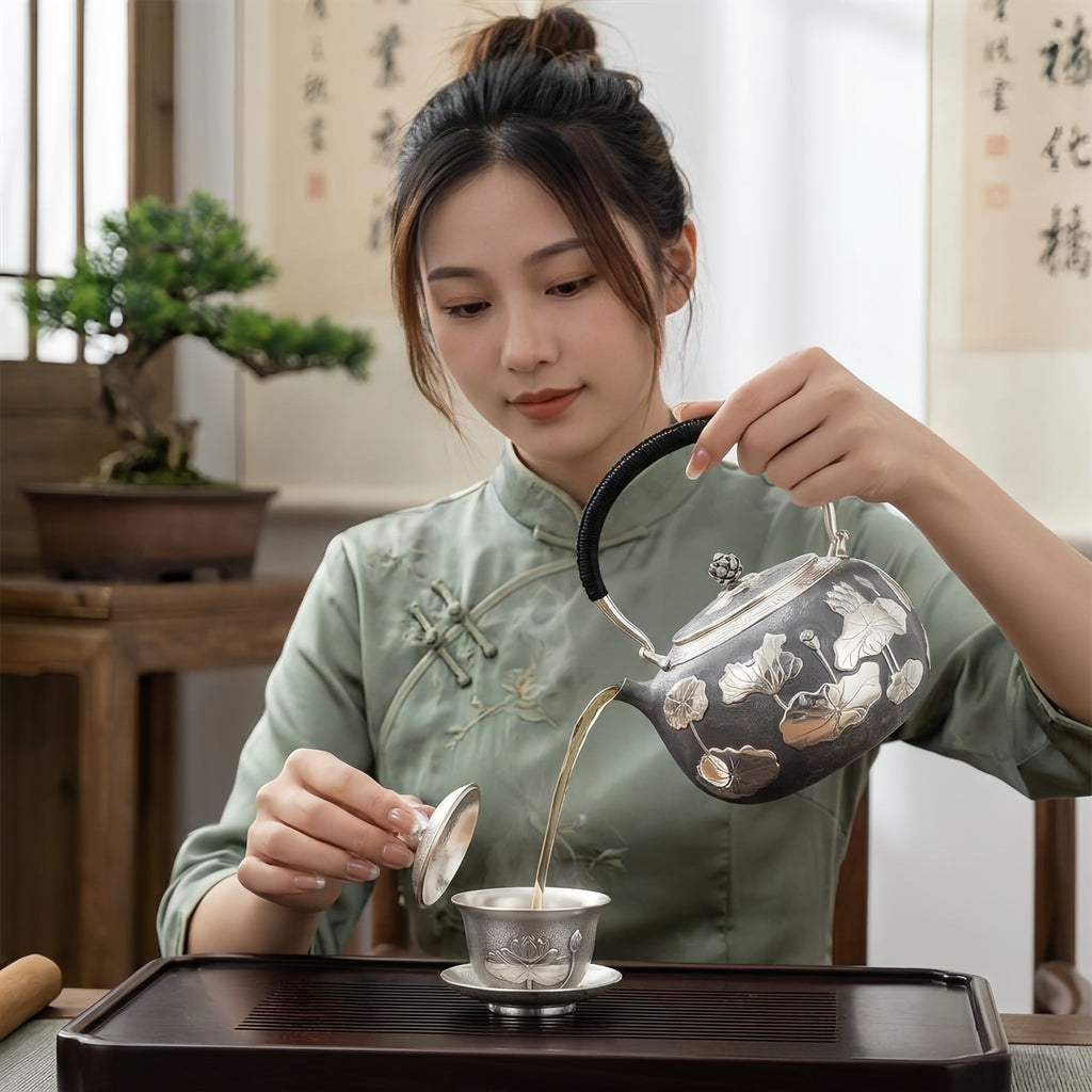 Lotus Pond Teapot